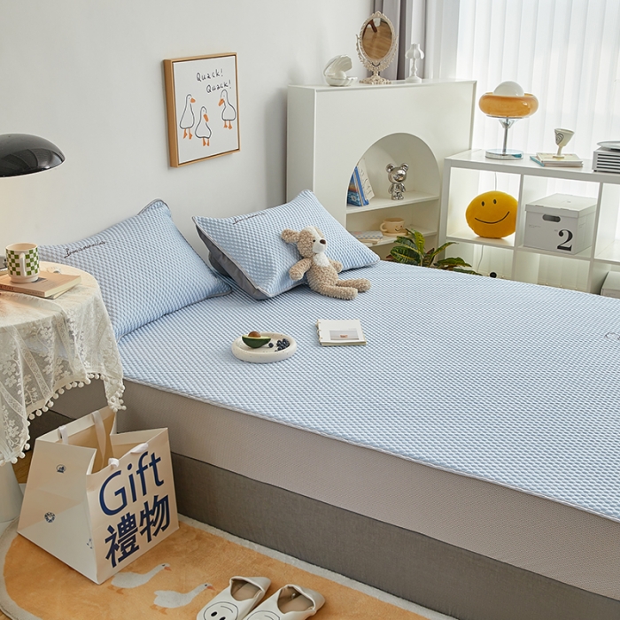 91家纺网 家纺一手货源 找家纺 金丝鸟 2022新款凉感豆豆A类按摩凉席三件套 天青蓝