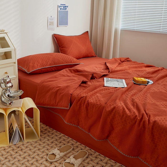 91家纺网 家纺一手货源 找家纺 金丝鸟2023新款A类全棉华夫格水洗棉大豆夏被四件套拉夫格红