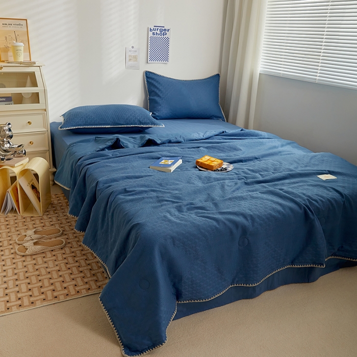 91家纺网 家纺一手货源 找家纺 金丝鸟 2023新款A类全棉华夫格水洗棉大豆夏被四件套 拉夫格-蓝