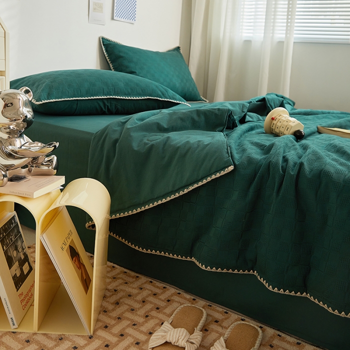 91家纺网 家纺一手货源 找家纺 金丝鸟 2023新款A类全棉华夫格水洗棉大豆夏被四件套 苏珊格-绿