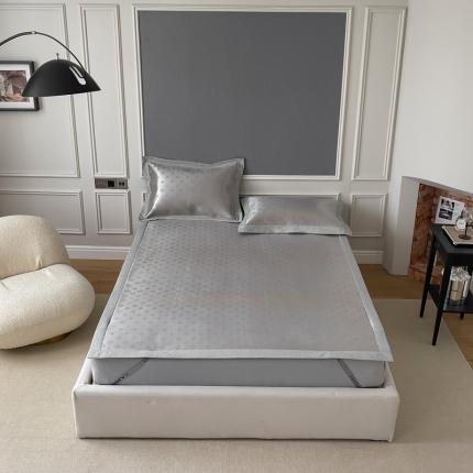 91家纺网 家纺一手货源 找家纺 （总）三味舒屋 2025新款抗菌防螨凉感提花冰丝席