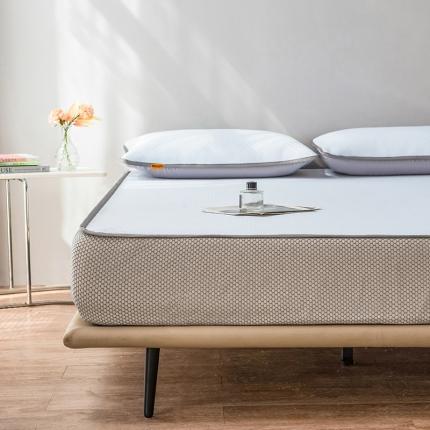 91家纺网 家纺一手货源 找家纺 丝幔家纺 2025新款提花抗菌凉感丝床笠凉席 提花-深海蓝