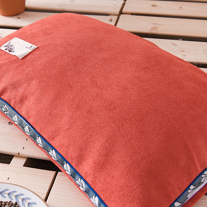 91家纺网 家纺一手货源 找家纺 (总) 明星枕业 2022新款糖果色麻绒荞麦枕