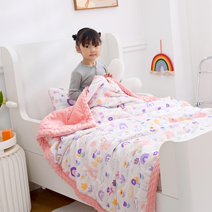 91家纺网 家纺一手货源 找家纺 幼儿园宝宝全棉纱布夏凉被儿童纱布豆豆绒小被子婴儿夏季豆豆毯子