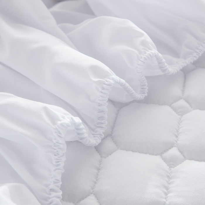 91家纺网 家纺一手货源 找家纺 啊雅家居 2025新款床笠式床护垫 白色床笠式床护垫