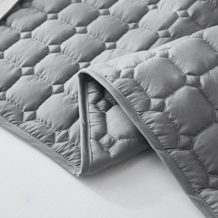 91家纺网 家纺一手货源 找家纺 啊雅家居 2025新款加厚磨毛亲肤床护垫 灰色