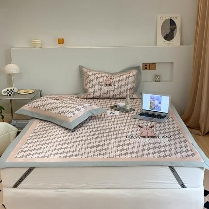 91家纺网 家纺一手货源 找家纺 （总）昔可 2022新款高端大版数码印花冰沐丝养生席