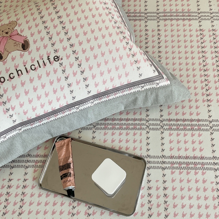 91家纺网 家纺一手货源 找家纺 昔可 2022新款高端大版数码印花冰沐丝养生席 可可熊-粉