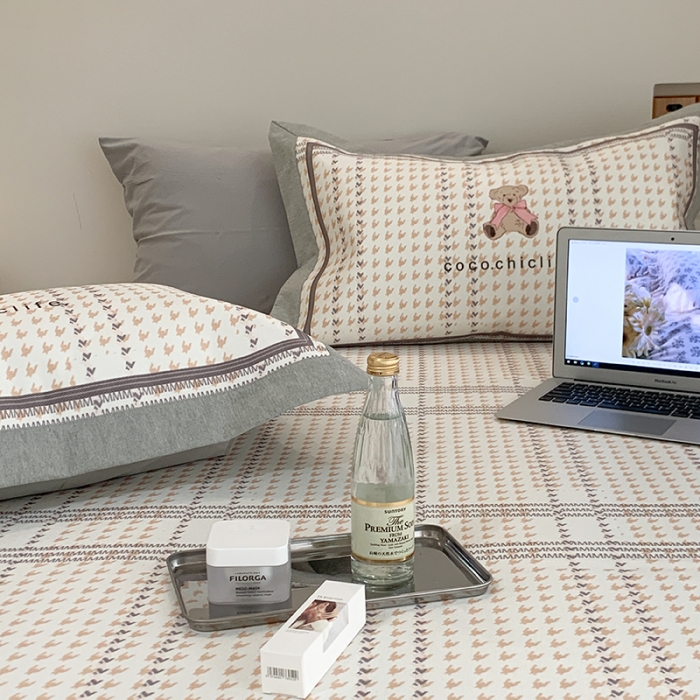 91家纺网 家纺一手货源 找家纺 昔可 2022新款高端大版数码印花冰沐丝养生席 可可熊-米