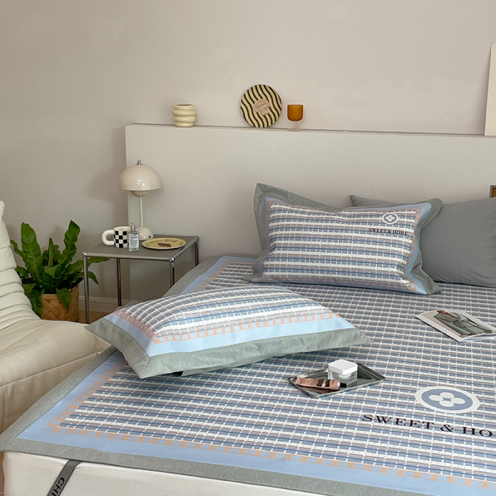 91家纺网 家纺一手货源 找家纺 昔可 2022新款高端大版数码印花冰沐丝养生席 香香四叶花蓝