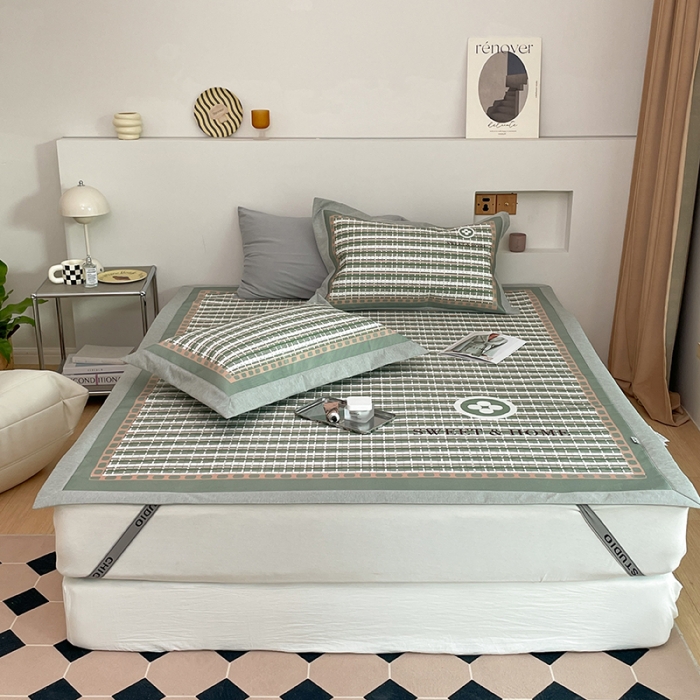 91家纺网 家纺一手货源 找家纺 昔可 2022新款高端大版数码印花冰沐丝养生席 香香四叶花绿