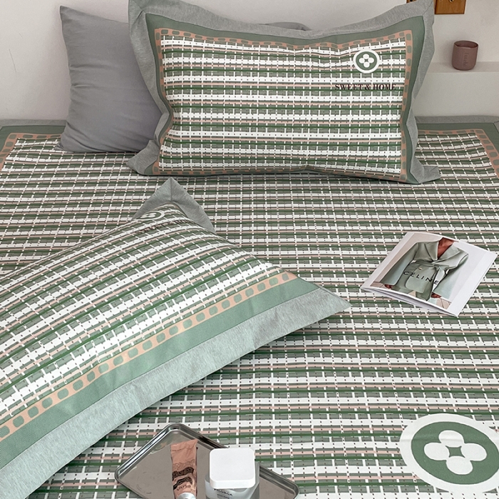 91家纺网 家纺一手货源 找家纺 昔可 2022新款高端大版数码印花冰沐丝养生席 香香四叶花绿