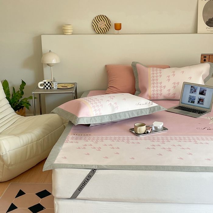 91家纺网 家纺一手货源 找家纺 昔可 2022新款高端大版数码印花冰沐丝养生席 星光闪闪-粉