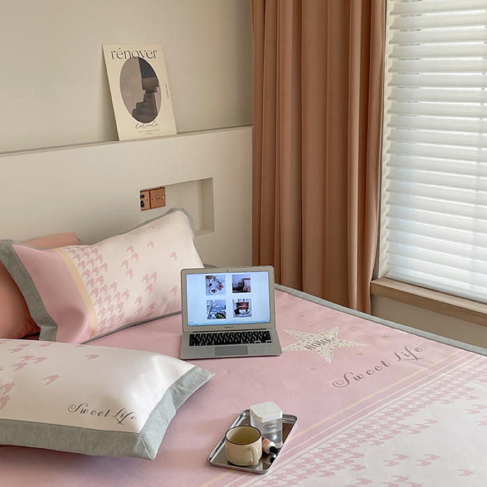 91家纺网 家纺一手货源 找家纺 昔可 2022新款高端大版数码印花冰沐丝养生席 星光闪闪-粉