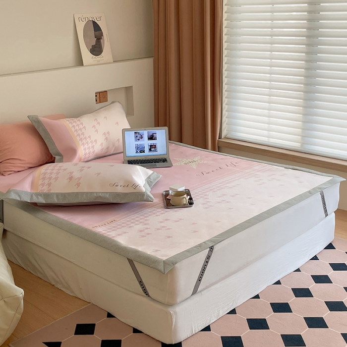 91家纺网 家纺一手货源 找家纺 昔可 2022新款高端大版数码印花冰沐丝养生席 星光闪闪-粉