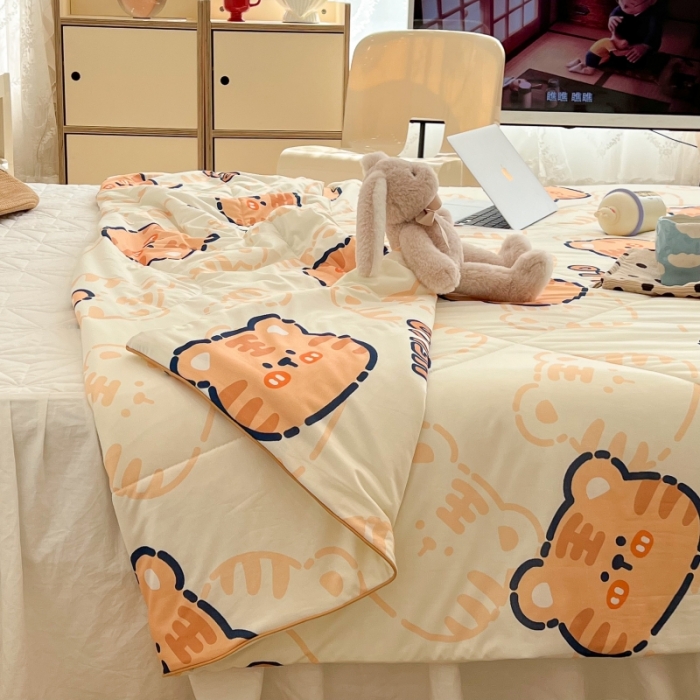 91家纺网 家纺一手货源 找家纺 （总）昔可 2022新款卡通印花牛奶丝针织夏被