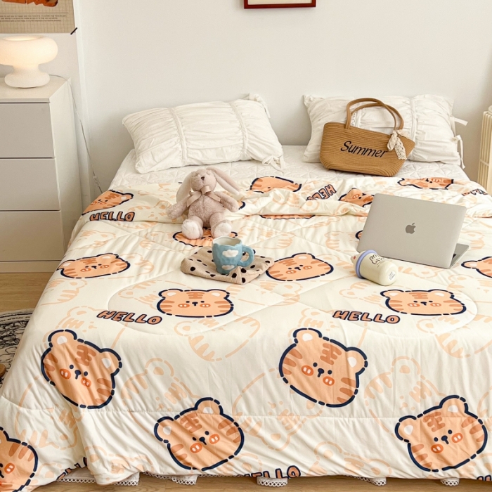 91家纺网 家纺一手货源 找家纺 （总）昔可 2022新款卡通印花牛奶丝针织夏被