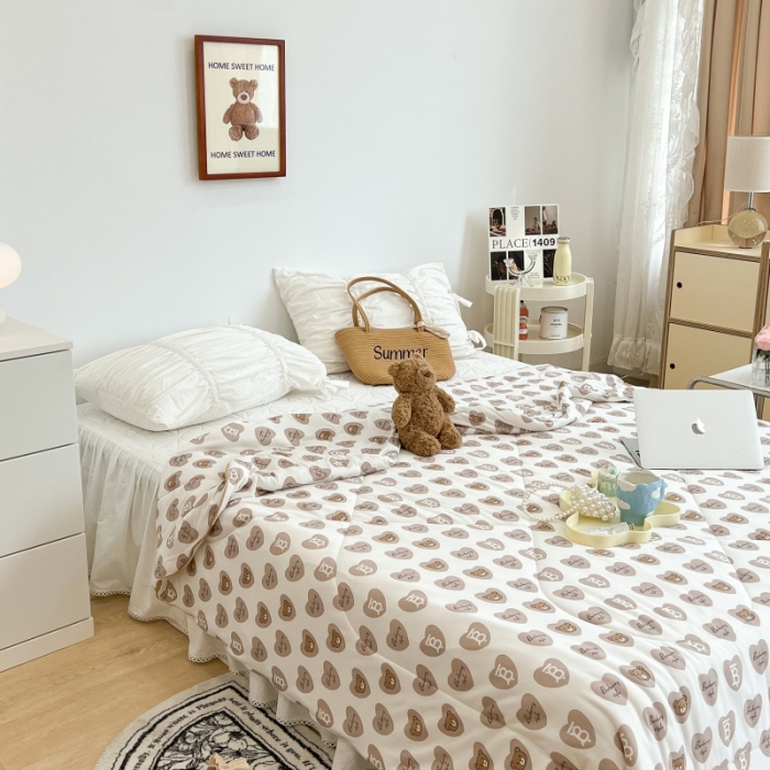 91家纺网 家纺一手货源 找家纺 昔可 2022新款卡通印花牛奶丝针织夏被 爱心熊-咖