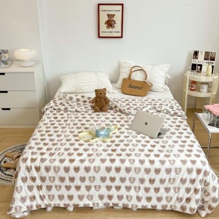 昔可 2022新款卡通印花牛奶丝针织夏被 爱心熊-咖