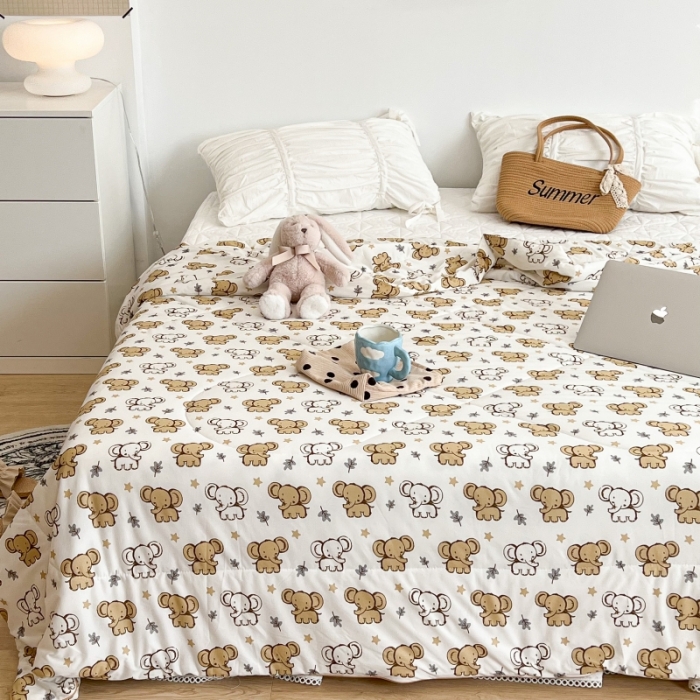 91家纺网 家纺一手货源 找家纺 昔可 2022新款卡通印花牛奶丝针织夏被 小象