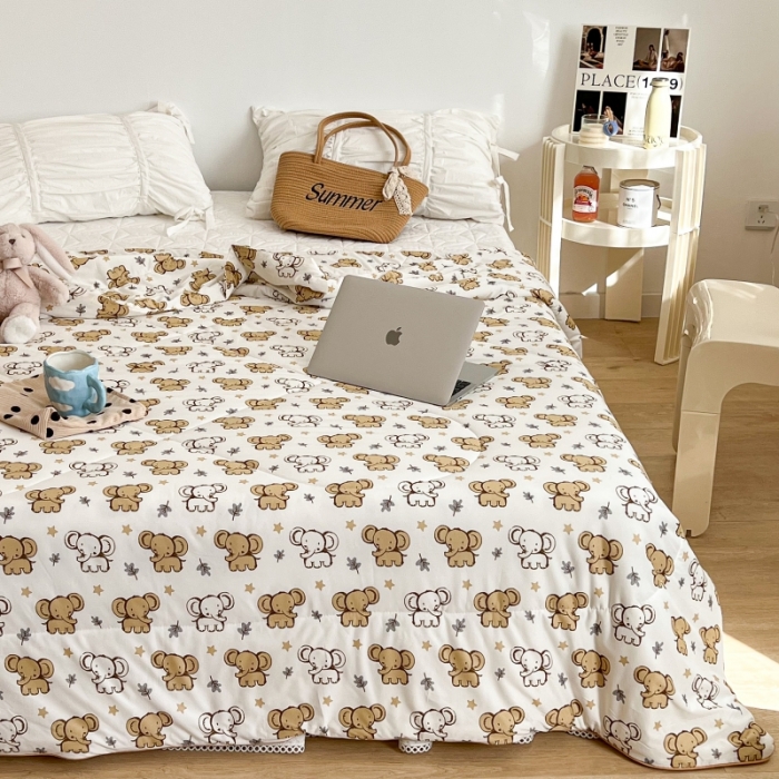 91家纺网 家纺一手货源 找家纺 昔可 2022新款卡通印花牛奶丝针织夏被 小象