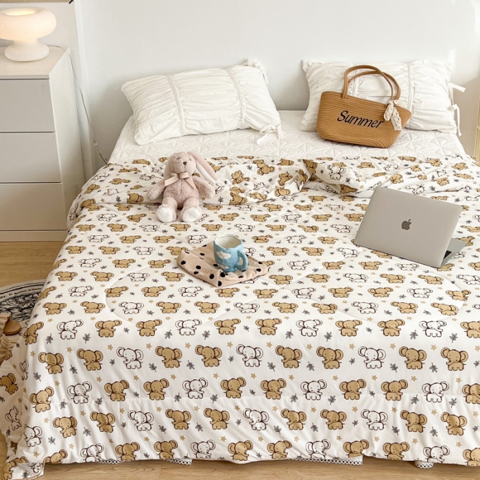 91家纺网 家纺一手货源 找家纺 昔可 2022新款卡通印花牛奶丝针织夏被 小象