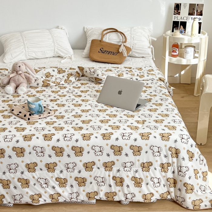 91家纺网 家纺一手货源 找家纺 昔可 2022新款卡通印花牛奶丝针织夏被 小象