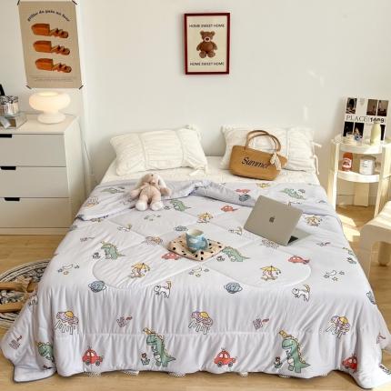 昔可 2022新款卡通印花牛奶丝针织夏被 游乐园