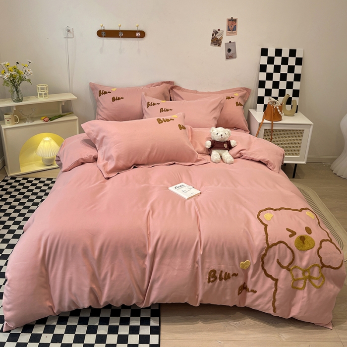 91家纺网 家纺一手货源 找家纺 娜娜 2022新款亲肤毛巾绣四件套 可爱熊-豆粉