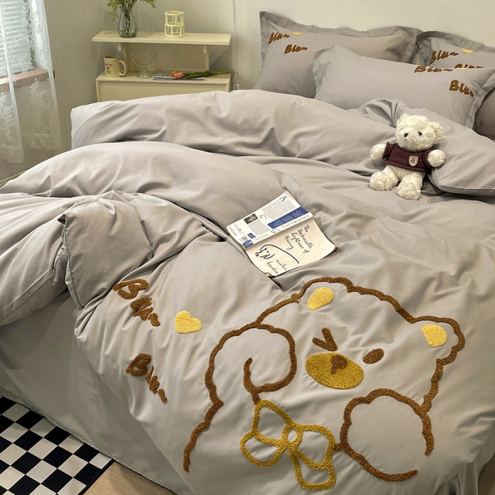 91家纺网 家纺一手货源 找家纺 娜娜 2022新款亲肤毛巾绣四件套 可爱熊-灰