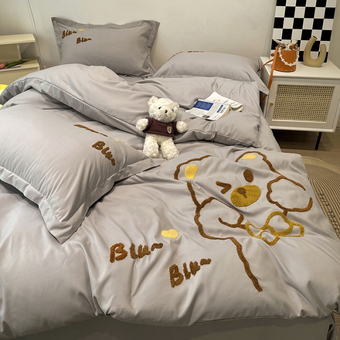 91家纺网 家纺一手货源 找家纺 娜娜 2022新款亲肤毛巾绣四件套 可爱熊-灰