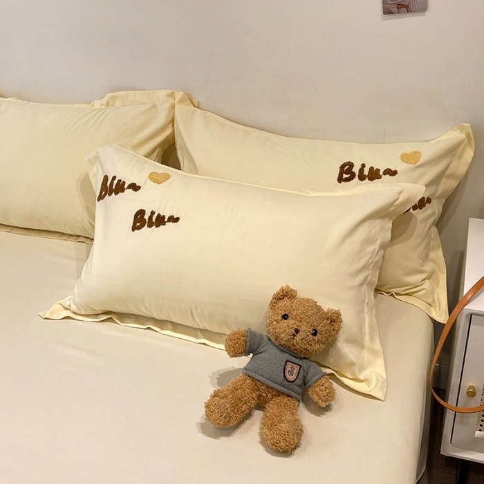 91家纺网 家纺一手货源 找家纺 娜娜 2022新款亲肤毛巾绣四件套 可爱熊-米黄