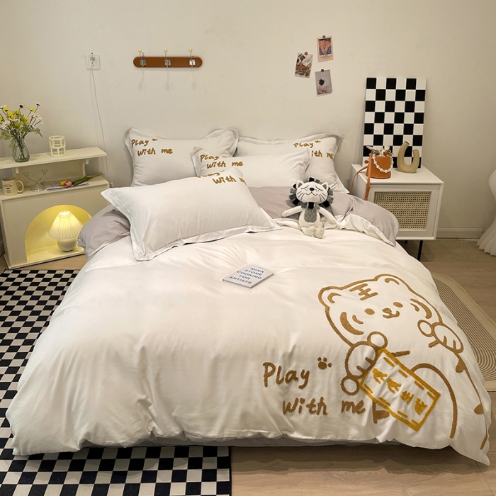 91家纺网 家纺一手货源 找家纺 娜娜 2022新款亲肤毛巾绣四件套 幸运虎-白灰