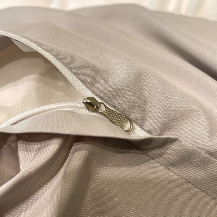 91家纺网 家纺一手货源 找家纺 娜娜 2022新款亲肤毛巾绣四件套 幸运虎-白灰