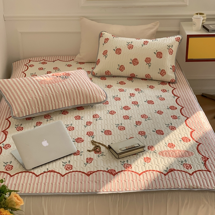 91家纺网 家纺一手货源 找家纺 昔可 2022新款大版印花乳胶凉席 法式红玫瑰