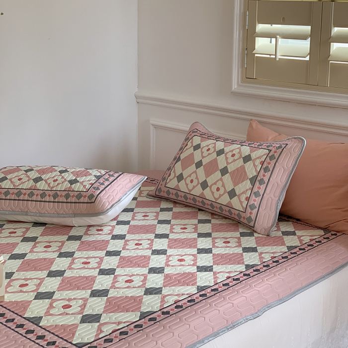 91家纺网 家纺一手货源 找家纺 昔可 2022新款大版印花乳胶凉席 粉幸运花