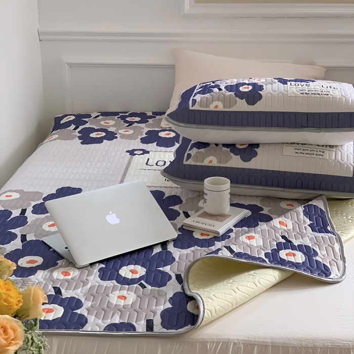 91家纺网 家纺一手货源 找家纺 昔可 2022新款大版印花乳胶凉席 复古色大花