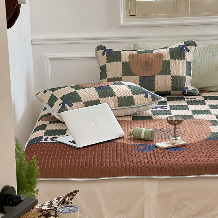 91家纺网 家纺一手货源 找家纺 昔可 2022新款大版印花乳胶凉席 格子咖熊