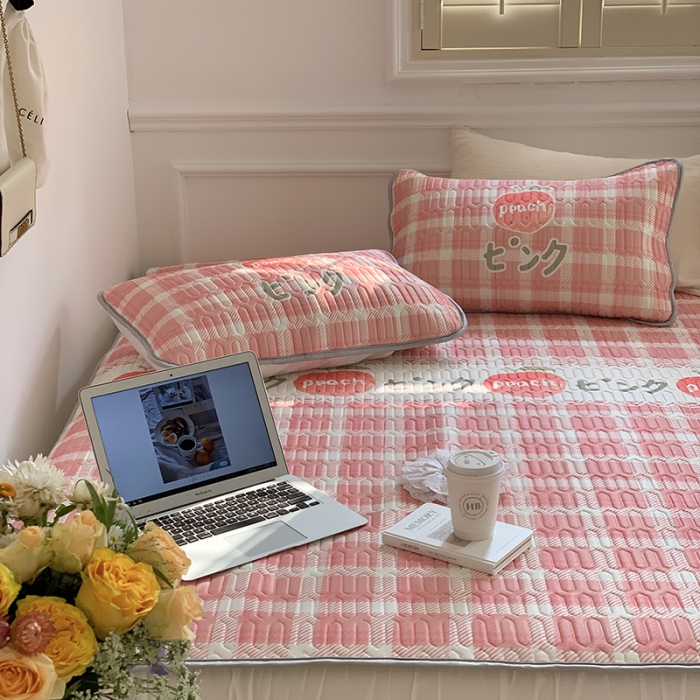 91家纺网 家纺一手货源 找家纺 昔可 2022新款大版印花乳胶凉席 格子蜜桃