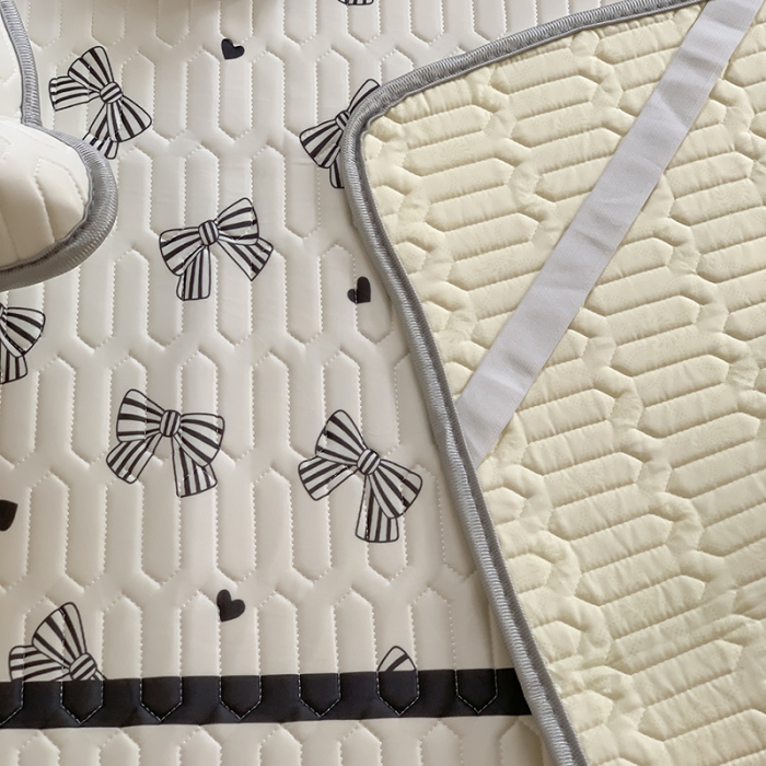 91家纺网 家纺一手货源 找家纺 昔可 2022新款大版印花乳胶凉席 赫本法式蝴蝶结