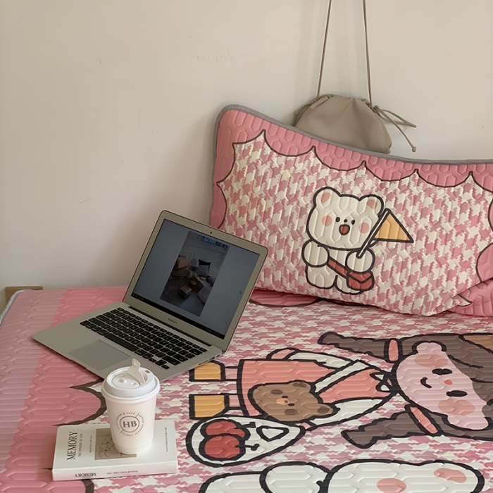 91家纺网 家纺一手货源 找家纺 昔可 2022新款大版印花乳胶凉席 萌萌女孩