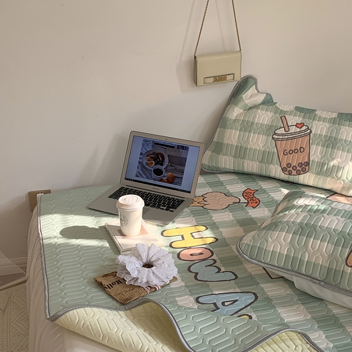 91家纺网 家纺一手货源 找家纺 昔可 2022新款大版印花乳胶凉席 面包女孩