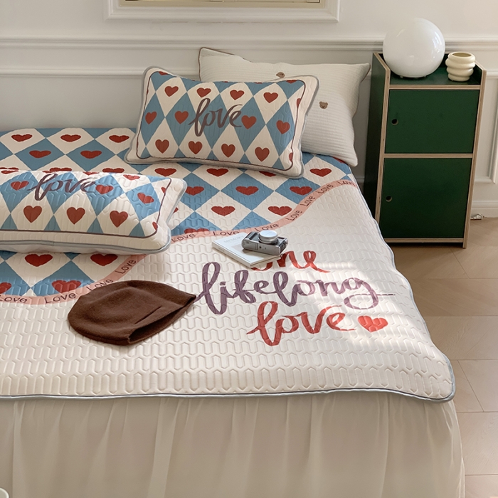 91家纺网 家纺一手货源 找家纺 昔可 2022新款大版印花乳胶凉席 拼接爱心