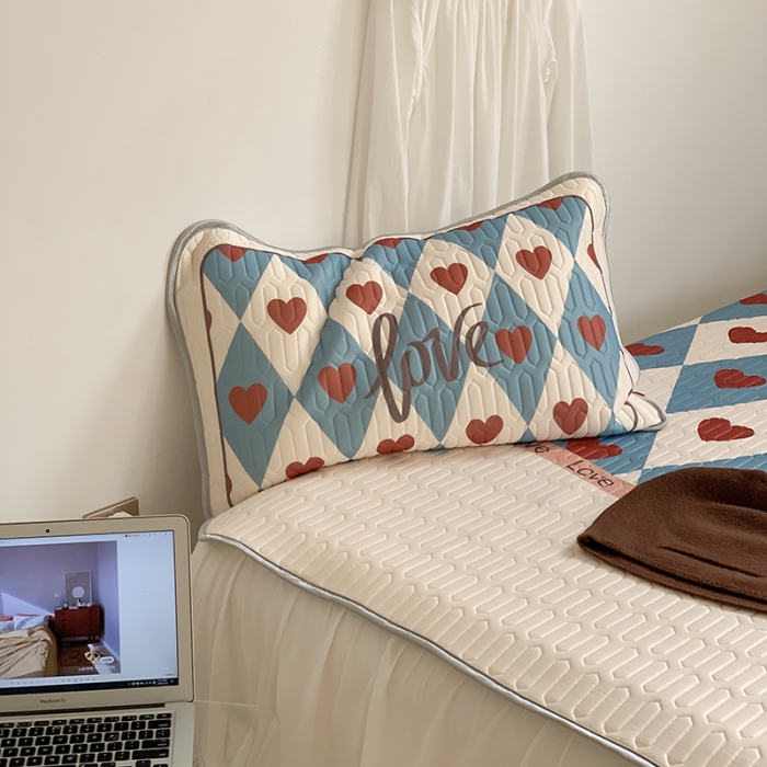 91家纺网 家纺一手货源 找家纺 昔可 2022新款大版印花乳胶凉席 拼接爱心