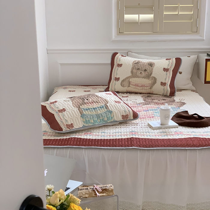 91家纺网 家纺一手货源 找家纺 昔可 2022新款大版印花乳胶凉席 生日熊宝