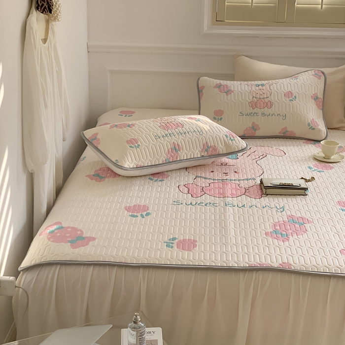 91家纺网 家纺一手货源 找家纺 昔可 2022新款大版印花乳胶凉席 兔兔糖