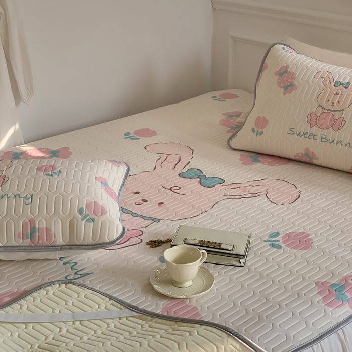 91家纺网 家纺一手货源 找家纺 昔可 2022新款大版印花乳胶凉席 兔兔糖