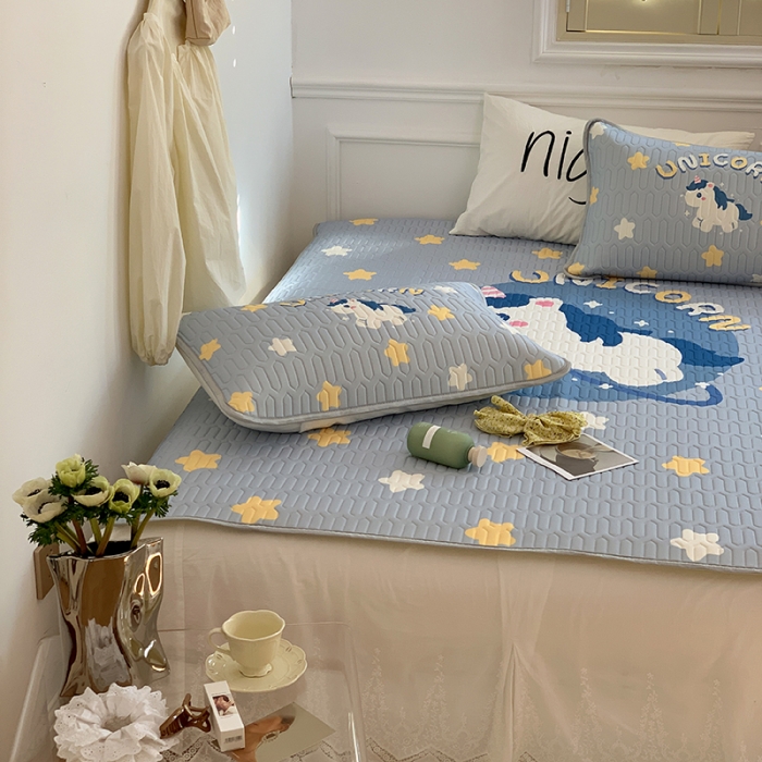 91家纺网 家纺一手货源 找家纺 昔可 2022新款大版印花乳胶凉席 星星木马