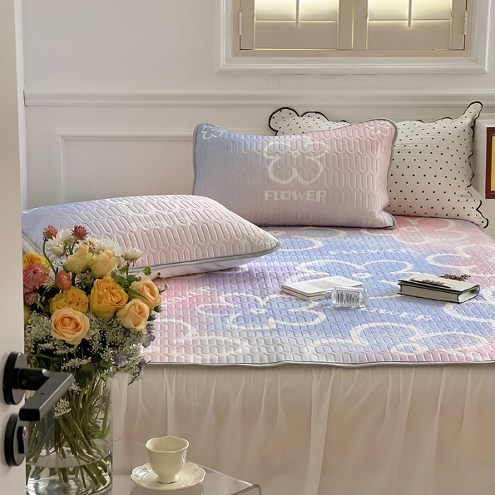 91家纺网 家纺一手货源 找家纺 昔可 2022新款大版印花乳胶凉席 晕染花朵