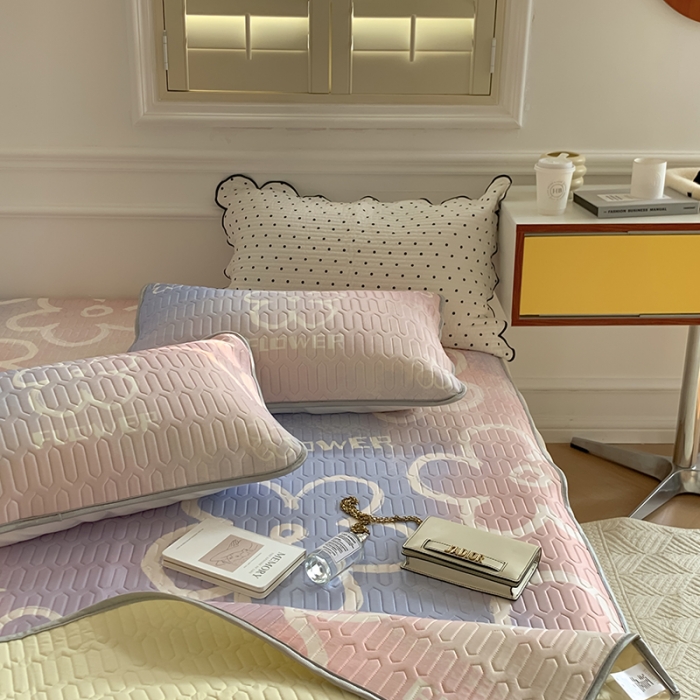 91家纺网 家纺一手货源 找家纺 昔可 2022新款大版印花乳胶凉席 晕染花朵